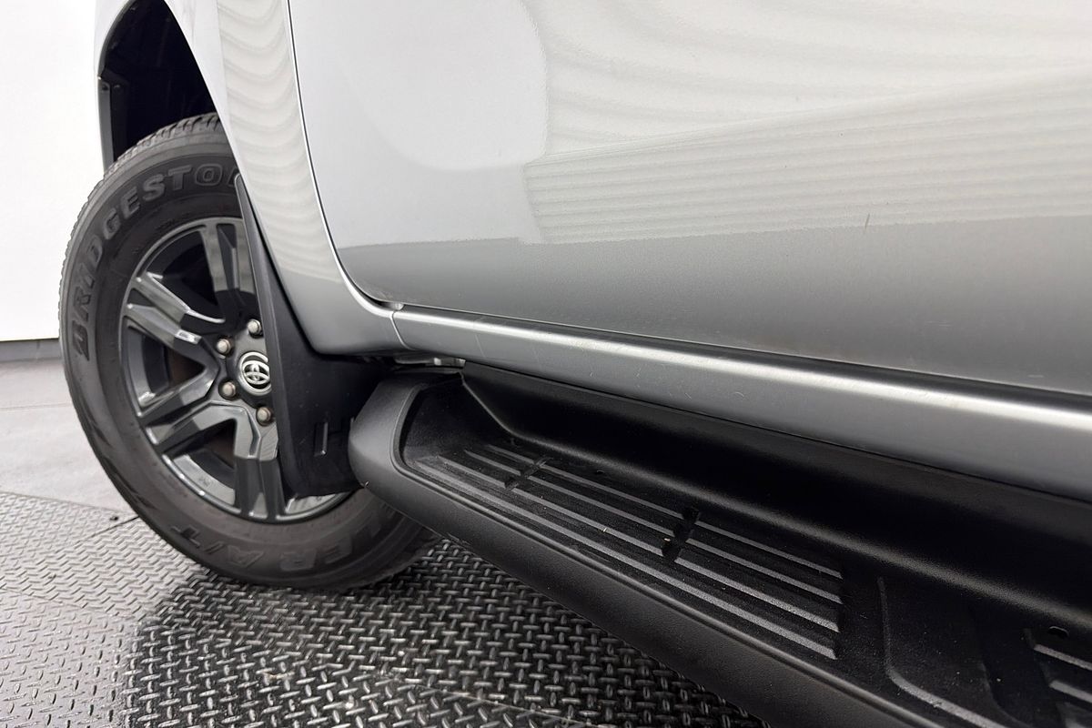 2024 Toyota Hilux SR GUN126R 4X4