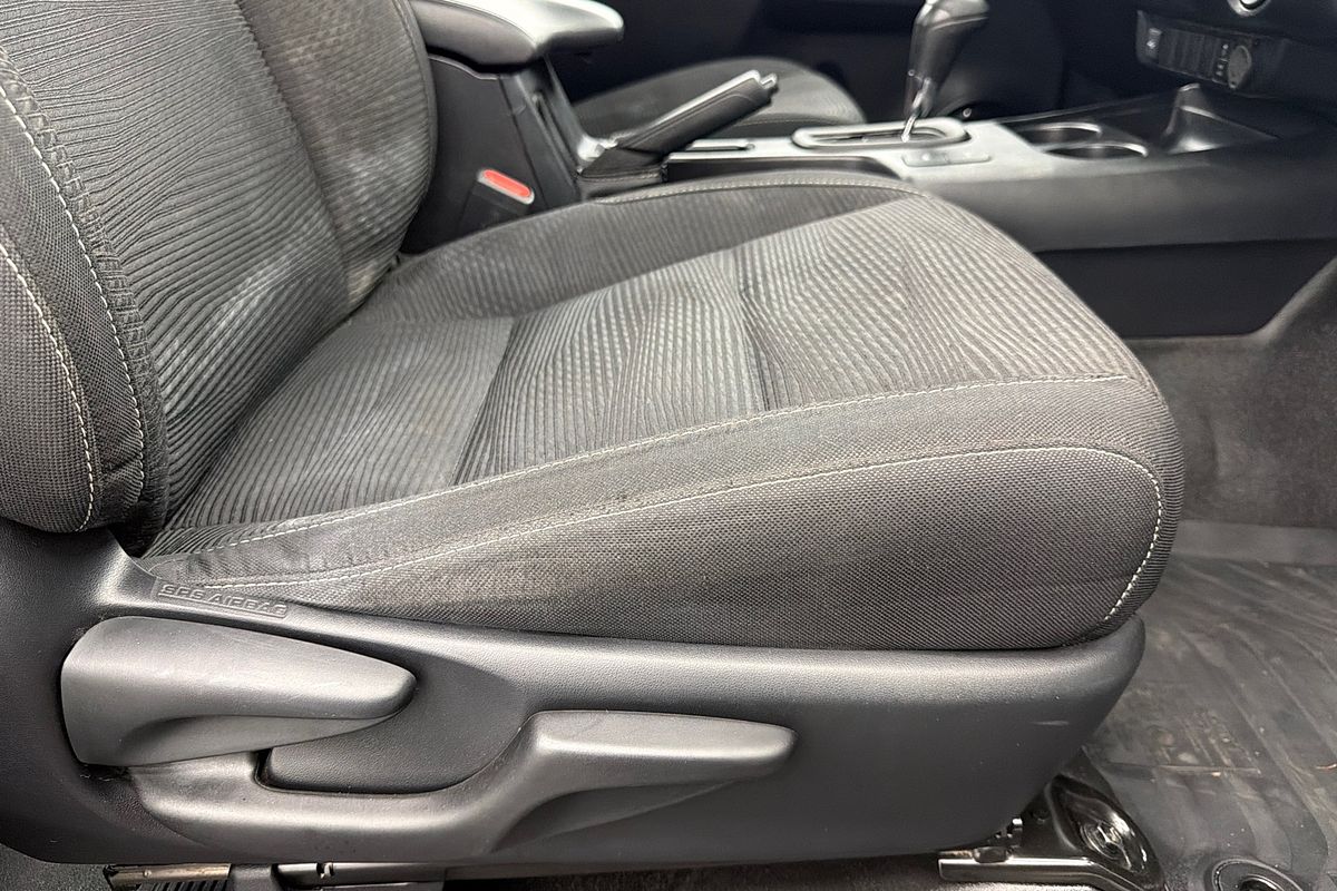 2024 Toyota Hilux SR GUN126R 4X4