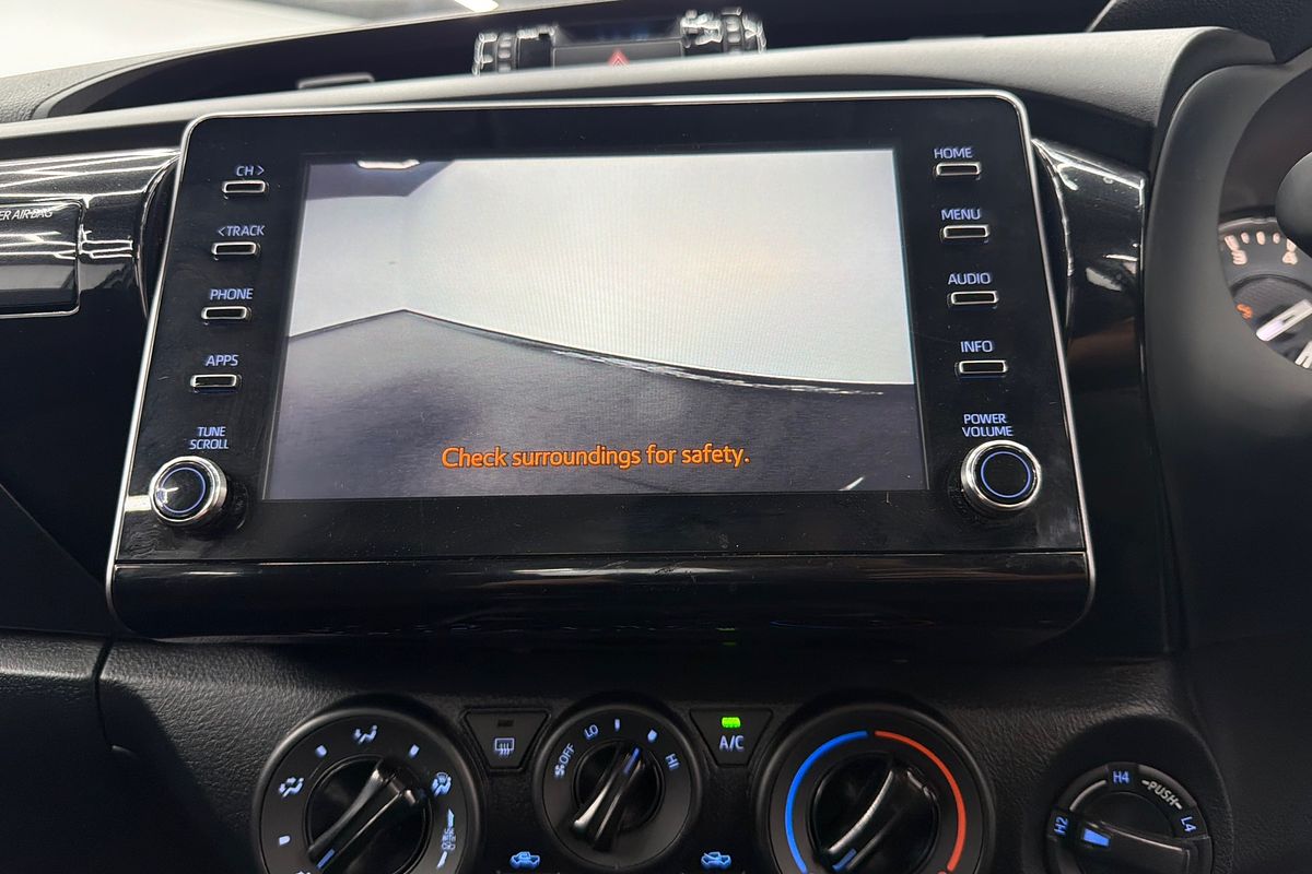 2024 Toyota Hilux SR GUN126R 4X4