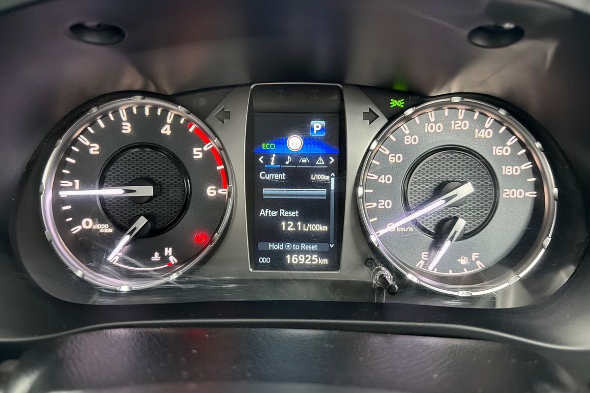 2024 Toyota Hilux SR GUN126R 4X4