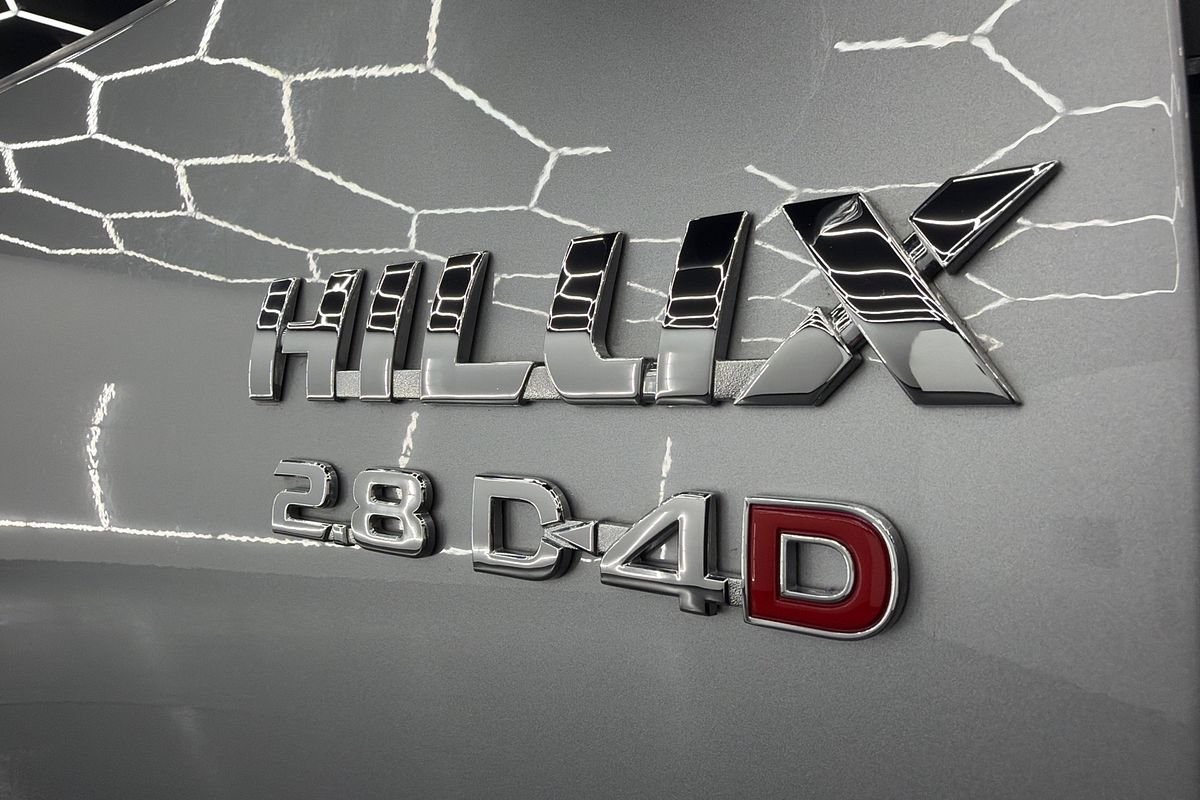 2024 Toyota Hilux SR GUN126R 4X4