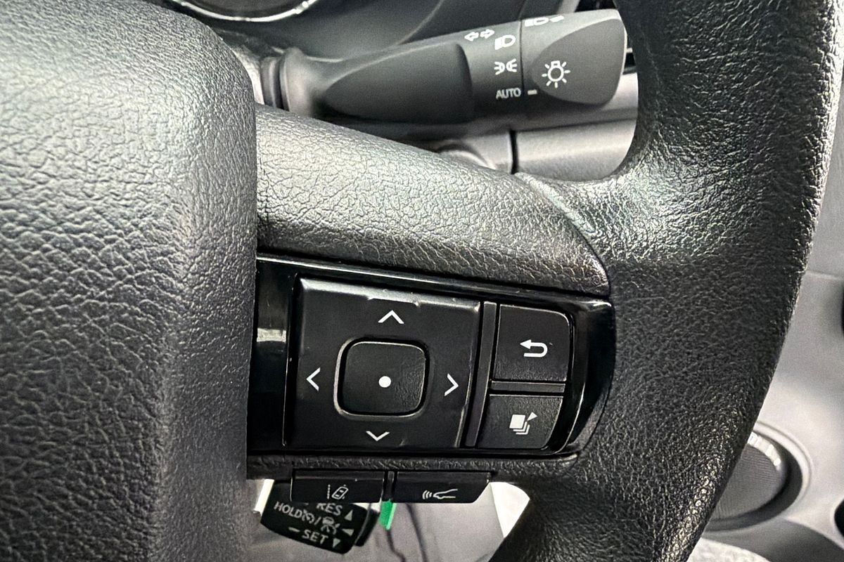 2024 Toyota Hilux SR GUN126R 4X4