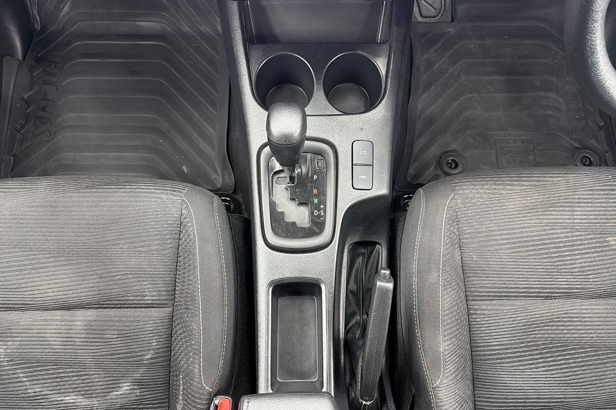 2024 Toyota Hilux SR GUN126R 4X4