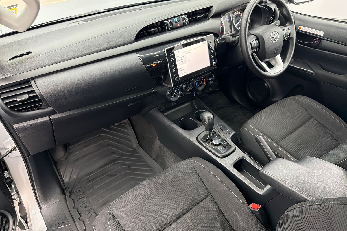 2024 Toyota Hilux SR GUN126R 4X4
