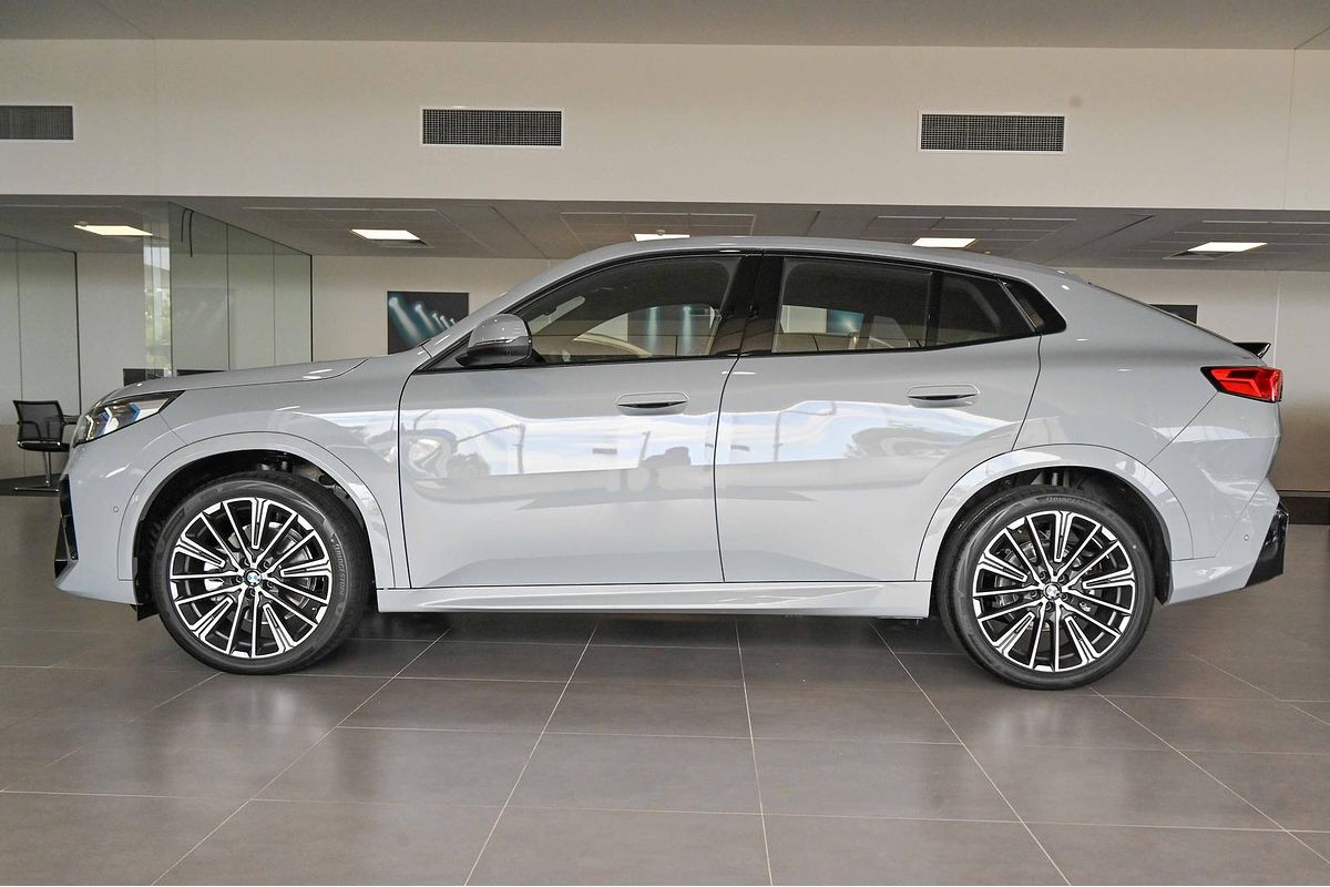 2026 BMW X2 xDrive20i M Sport U10