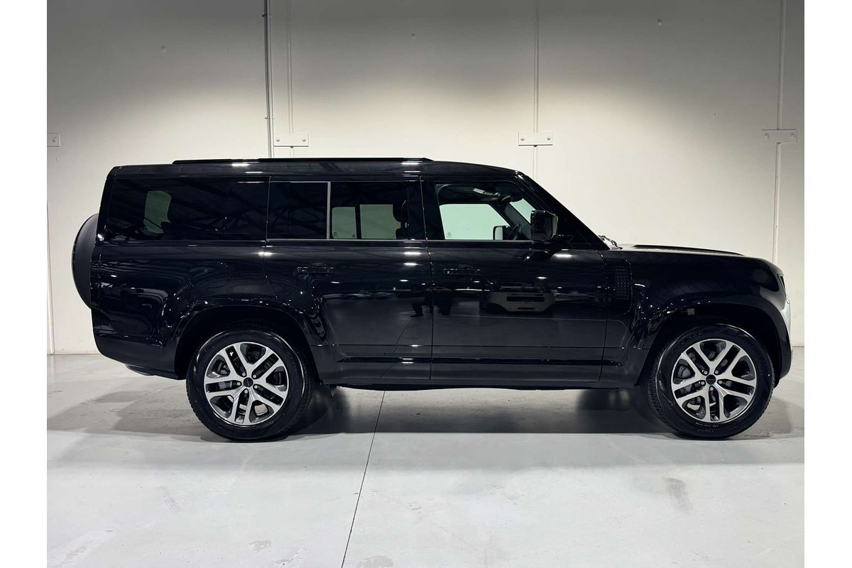 2026 Land Rover Defender 130 D350 X-Dynamic SE L663