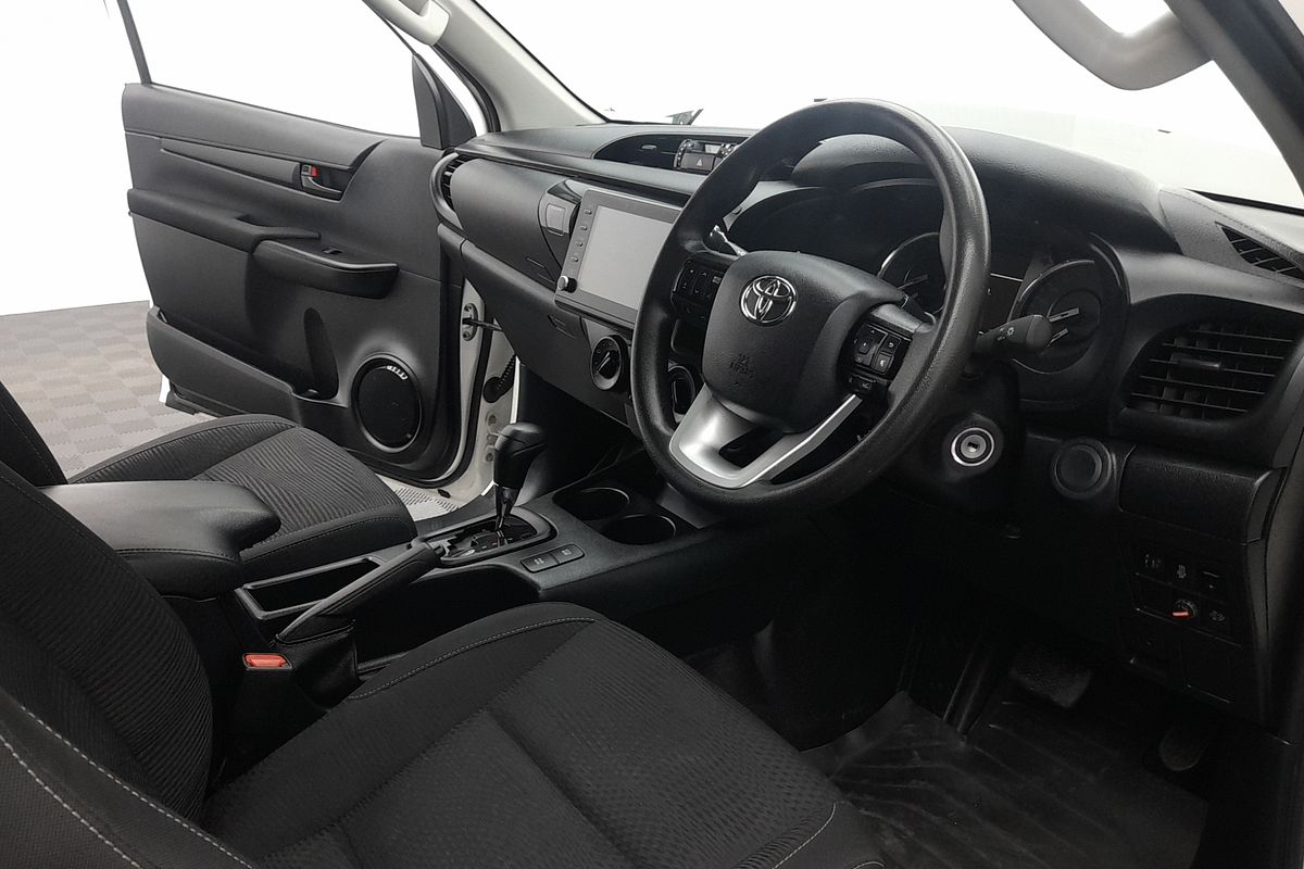 2020 Toyota Hilux SR GUN126R 4X4