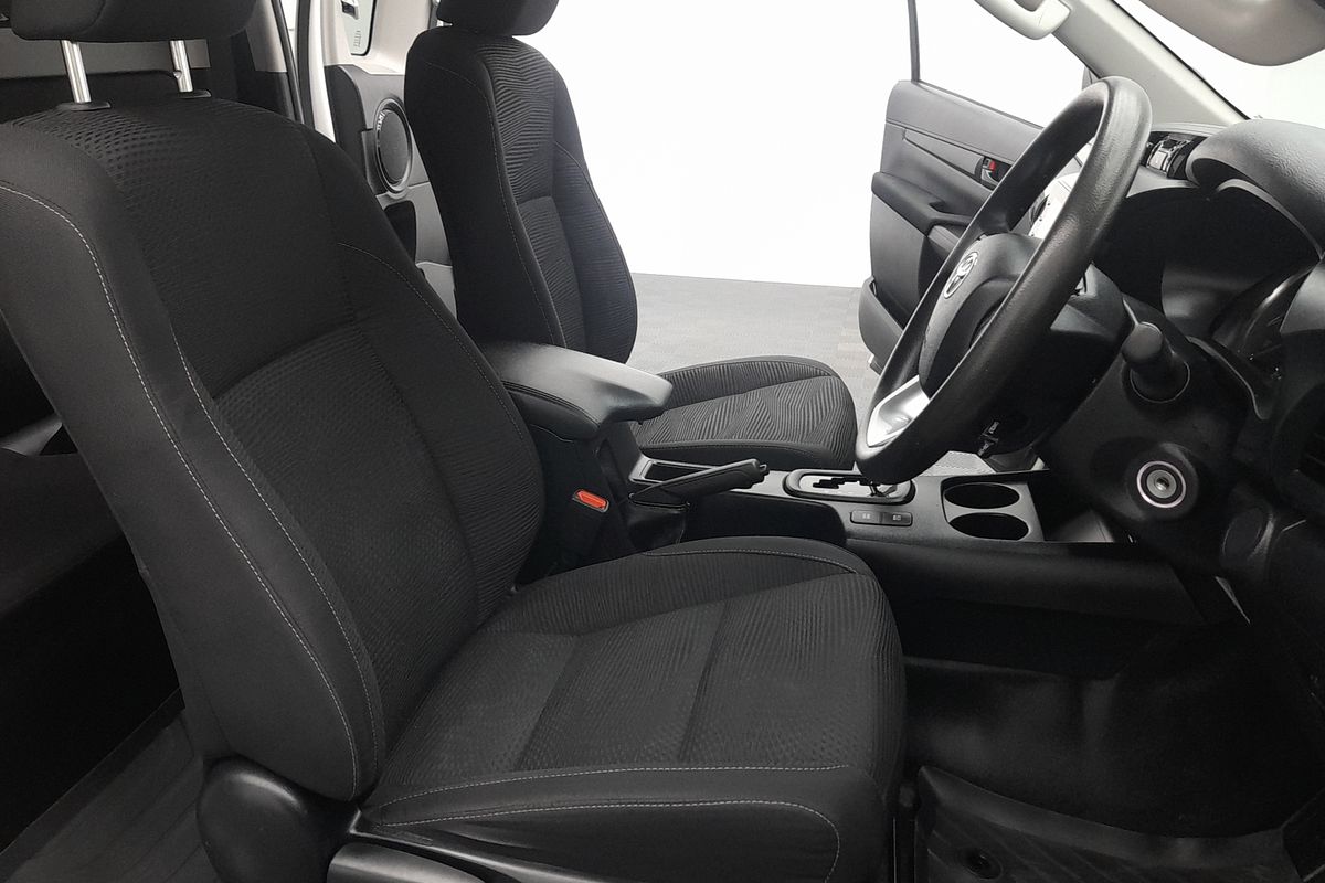 2020 Toyota Hilux SR GUN126R 4X4