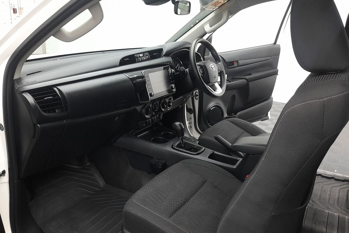 2020 Toyota Hilux SR GUN126R 4X4