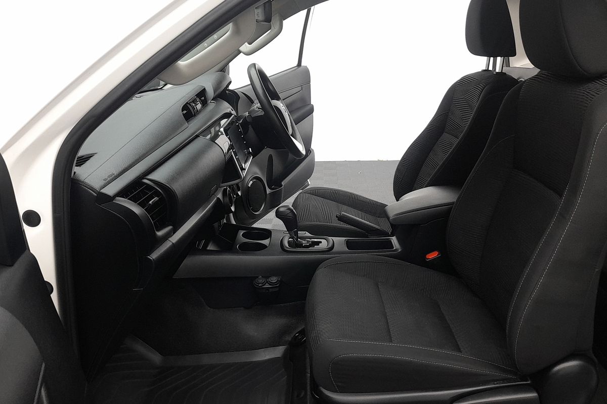 2020 Toyota Hilux SR GUN126R 4X4