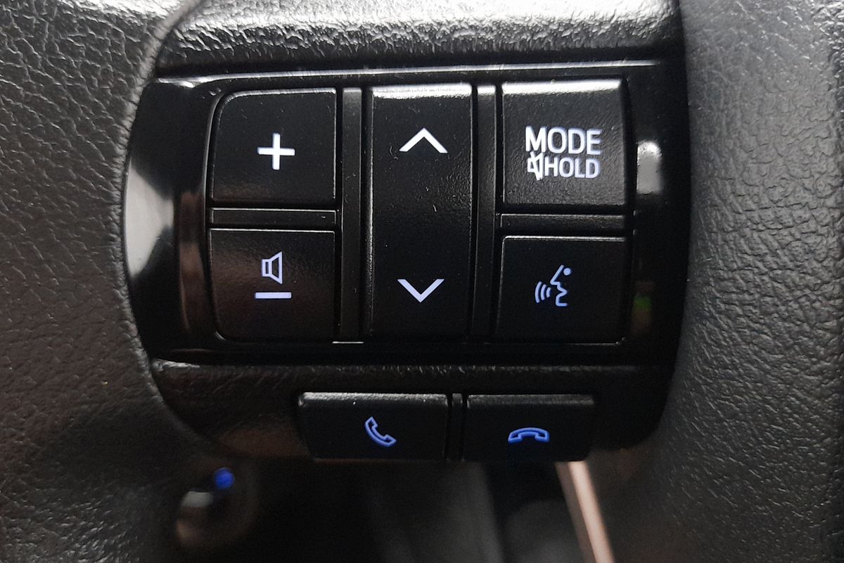 2020 Toyota Hilux SR GUN126R 4X4