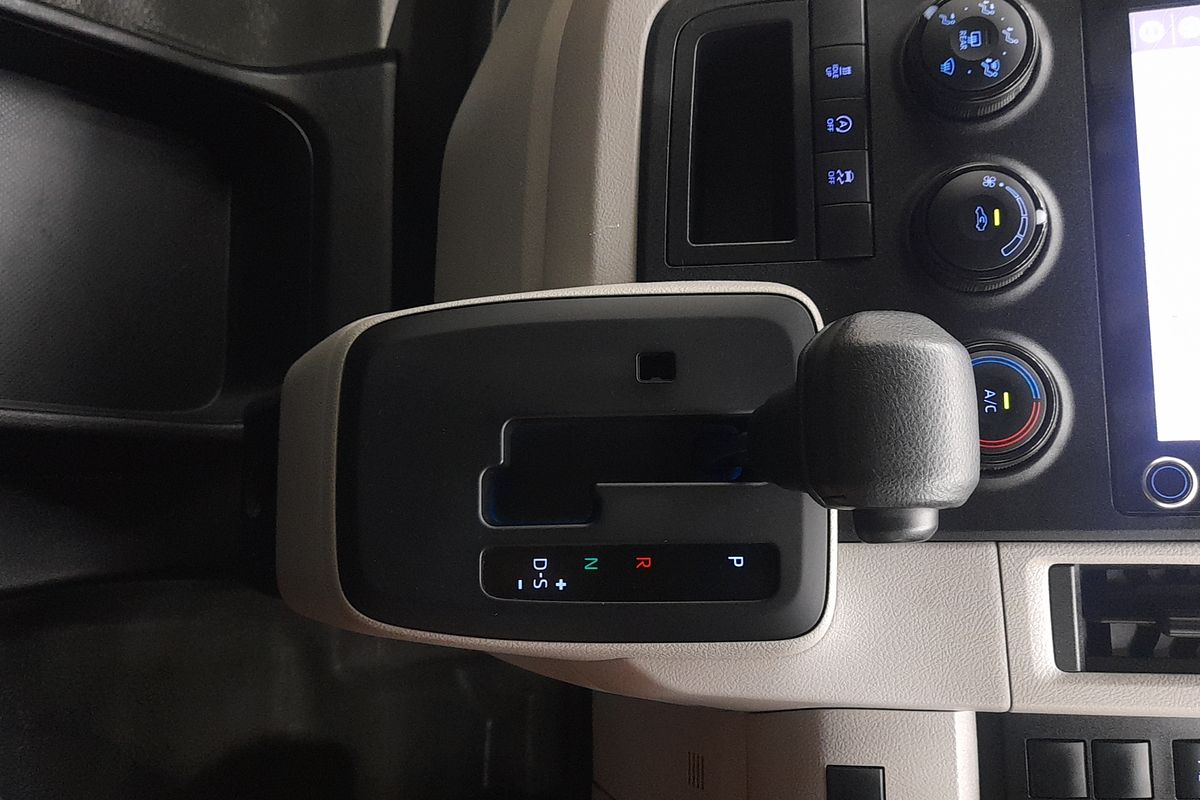 2021 Toyota Hiace GDH300R LWB