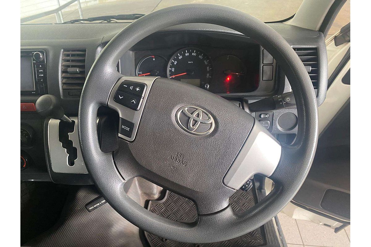 HIACE KDH201R MY16 LWB 3.0L DT4 DIESEL TURBO F/INJ 4 SP AUTOMATIC 4D VAN 