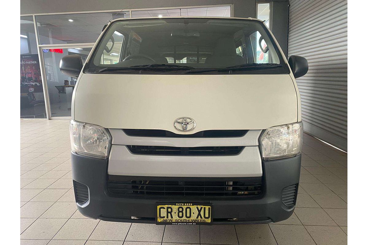 HIACE KDH201R MY16 LWB 3.0L DT4 DIESEL TURBO F/INJ 4 SP AUTOMATIC 4D VAN 