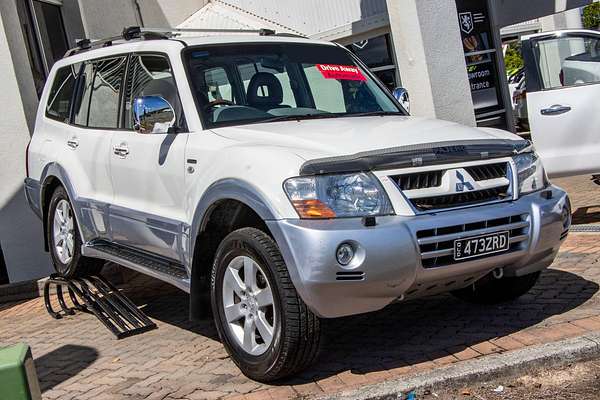 2004 Mitsubishi Pajero Exceed NP