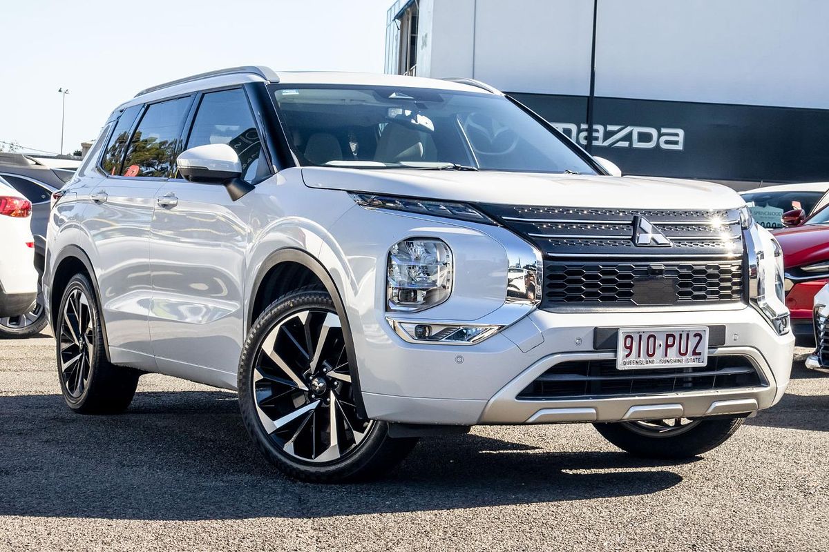 2022 Mitsubishi Outlander Exceed ZM