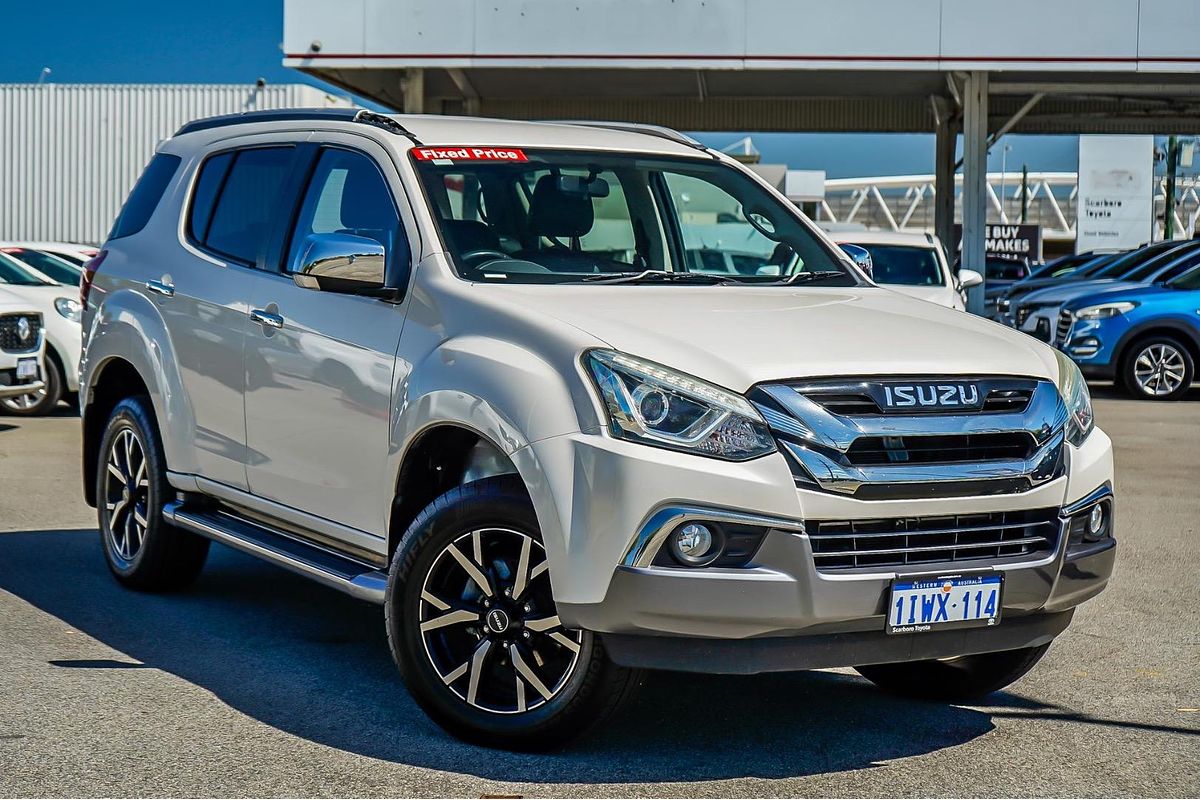 2020 Isuzu MU-X LS-T