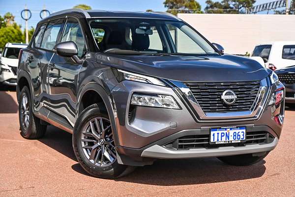 2025 Nissan X-TRAIL ST T33