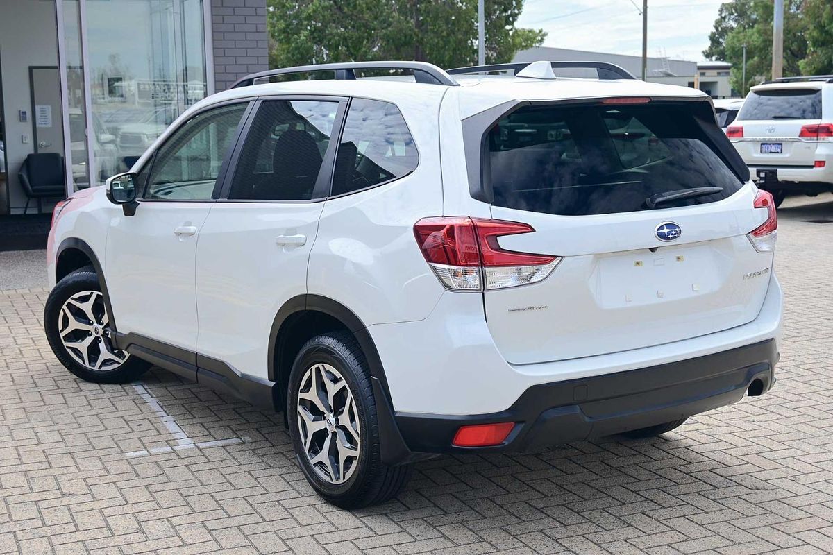 2021 Subaru Forester 2.5i S5