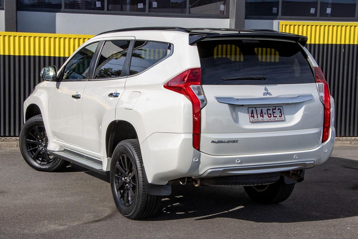 2019 Mitsubishi Pajero Sport Black Edition QE
