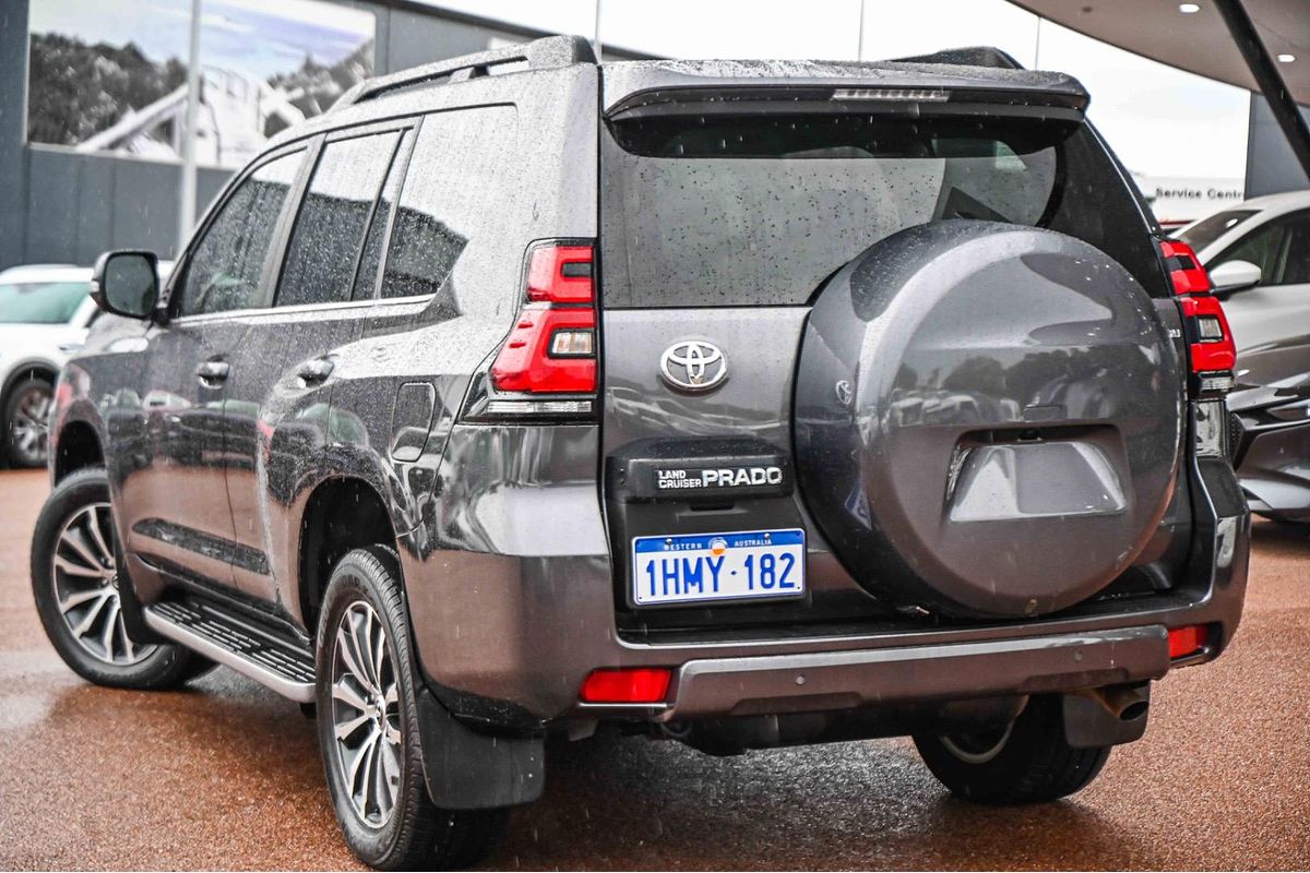 2022 Toyota Landcruiser Prado Kakadu GDJ150R