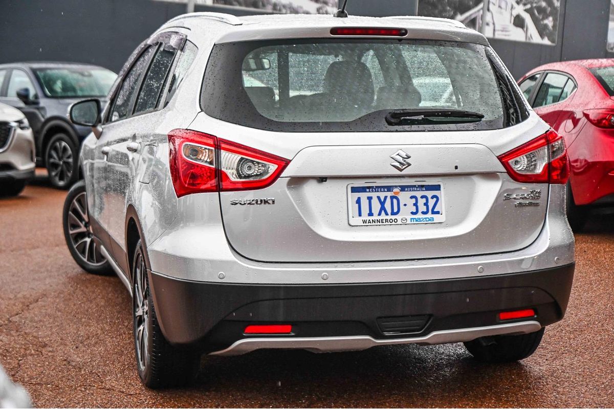 2015 Suzuki S-Cross GLX Prestige JY