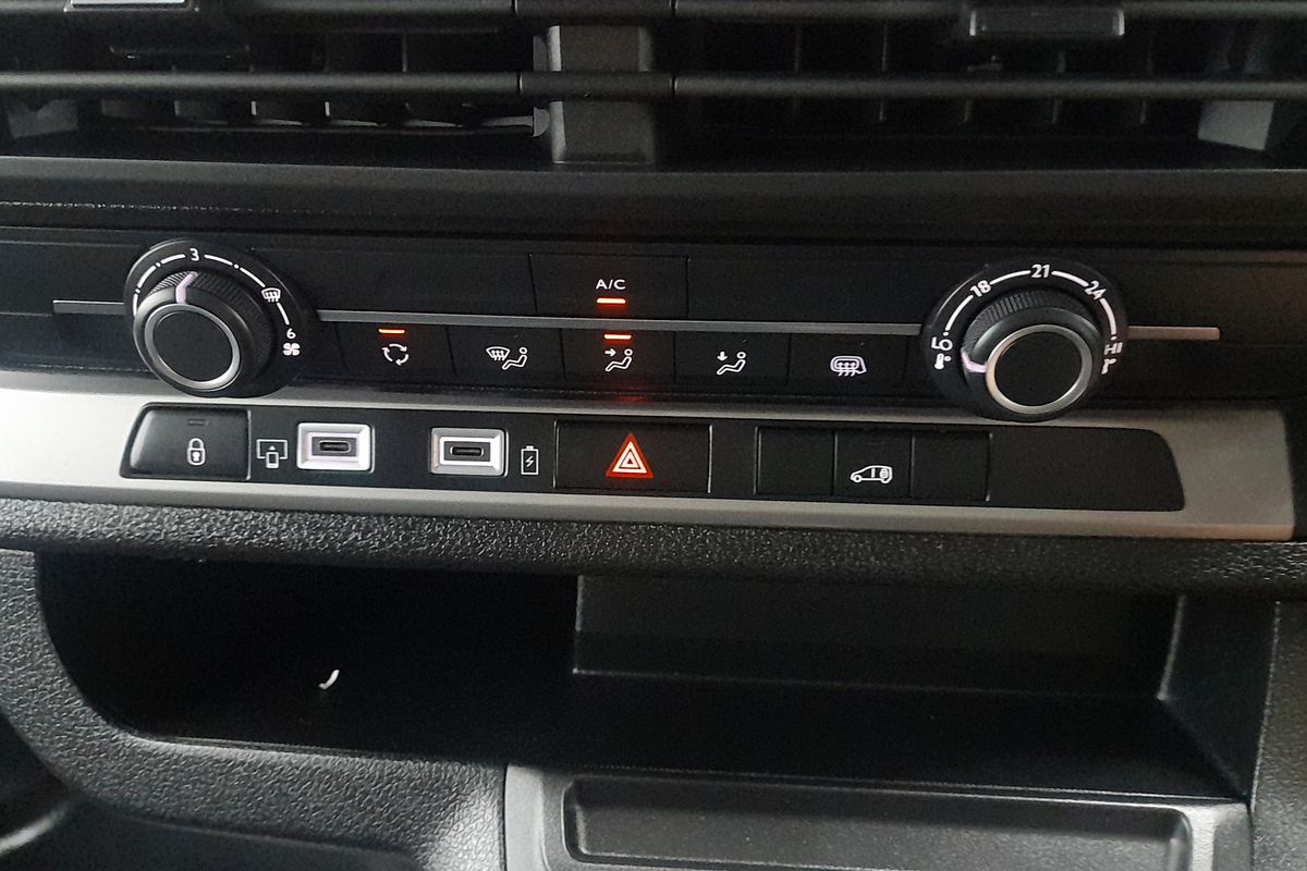 2025 Peugeot Expert Pro K0 MWB