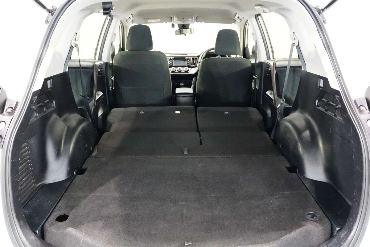 2018 Toyota RAV4 GX ALA49R