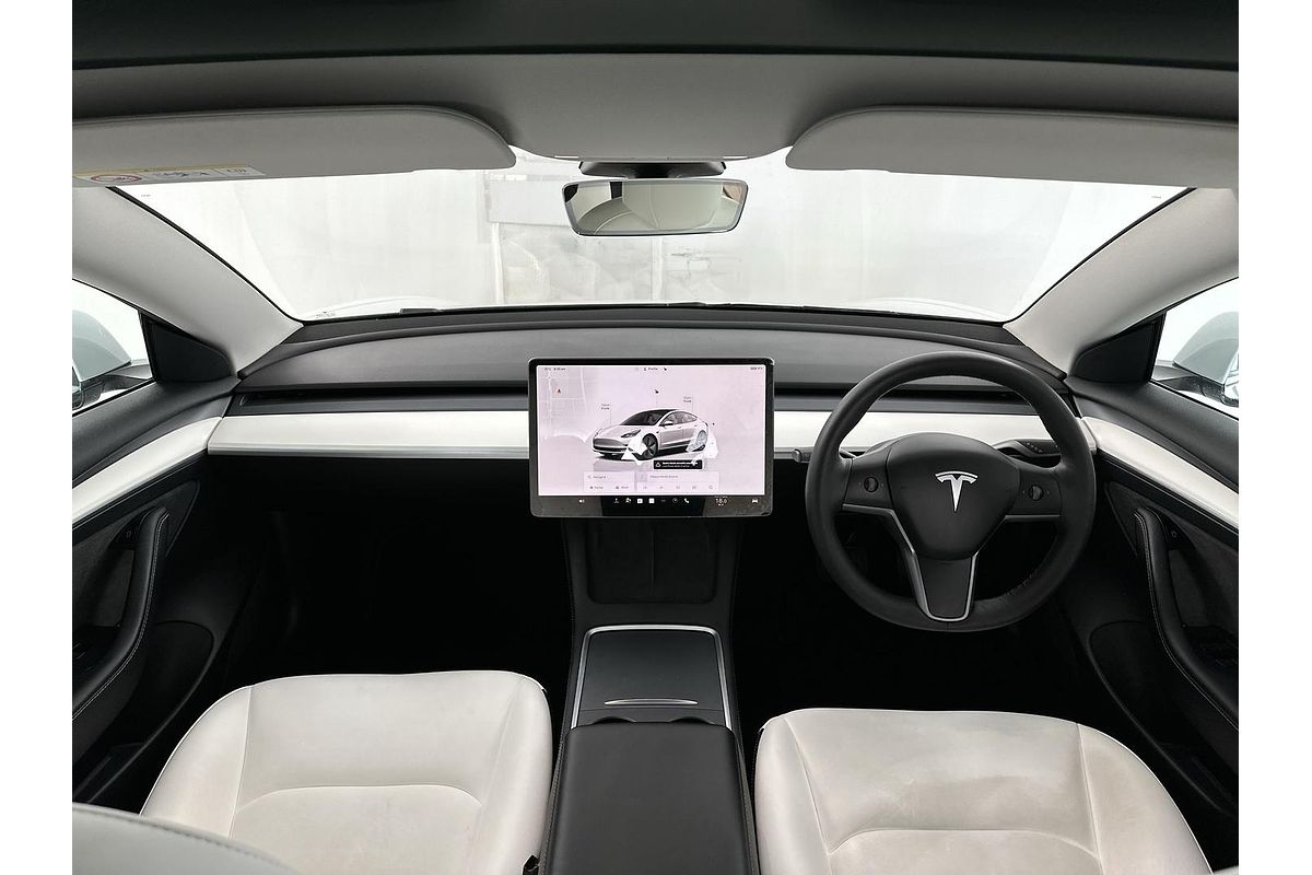 2022 Tesla Model 3 Rear-Wheel Drive