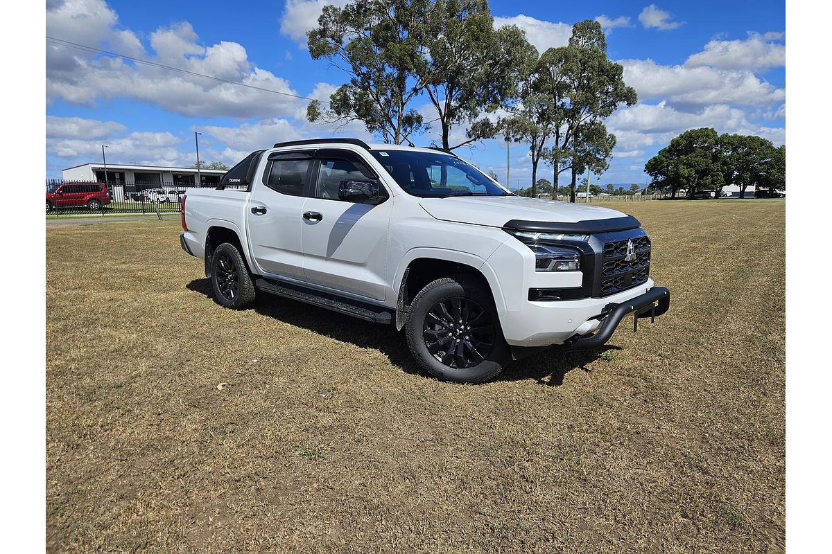 2025 Mitsubishi Triton GSR MV 4X4