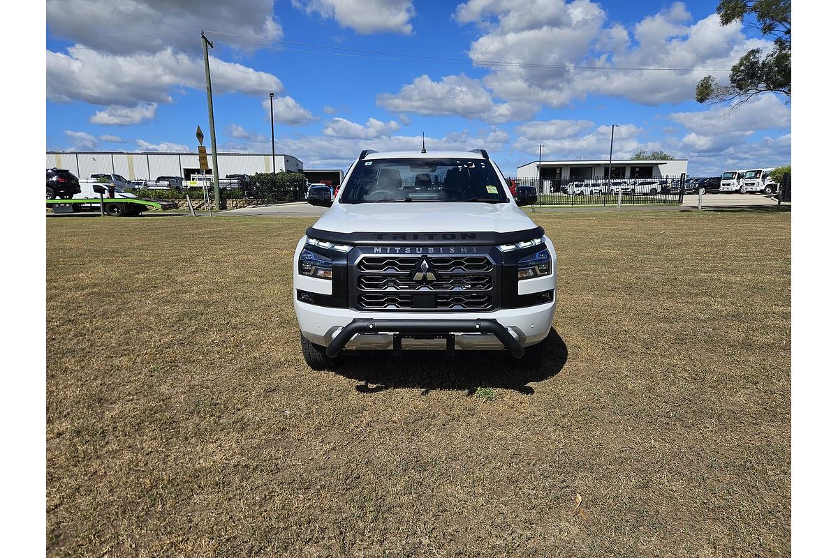 2025 Mitsubishi Triton GSR MV 4X4