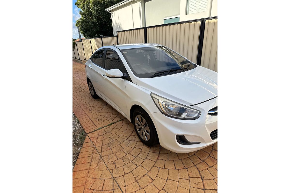 2015 Hyundai Accent Active RB3