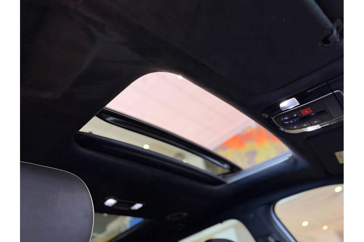 2023 Hyundai Palisade Calligraphy Black Ink LX2.V4