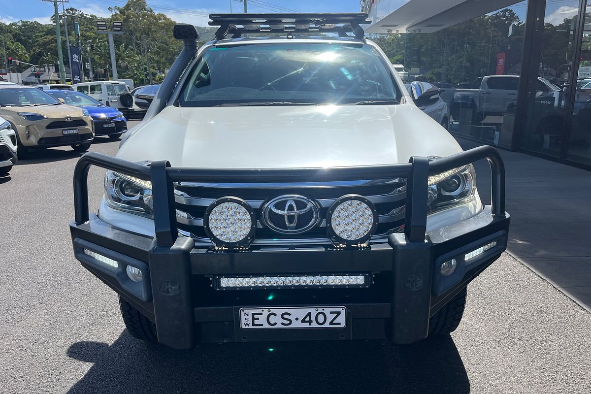 2017 Toyota Hilux SR5 (4x4) GUN126R 4X4