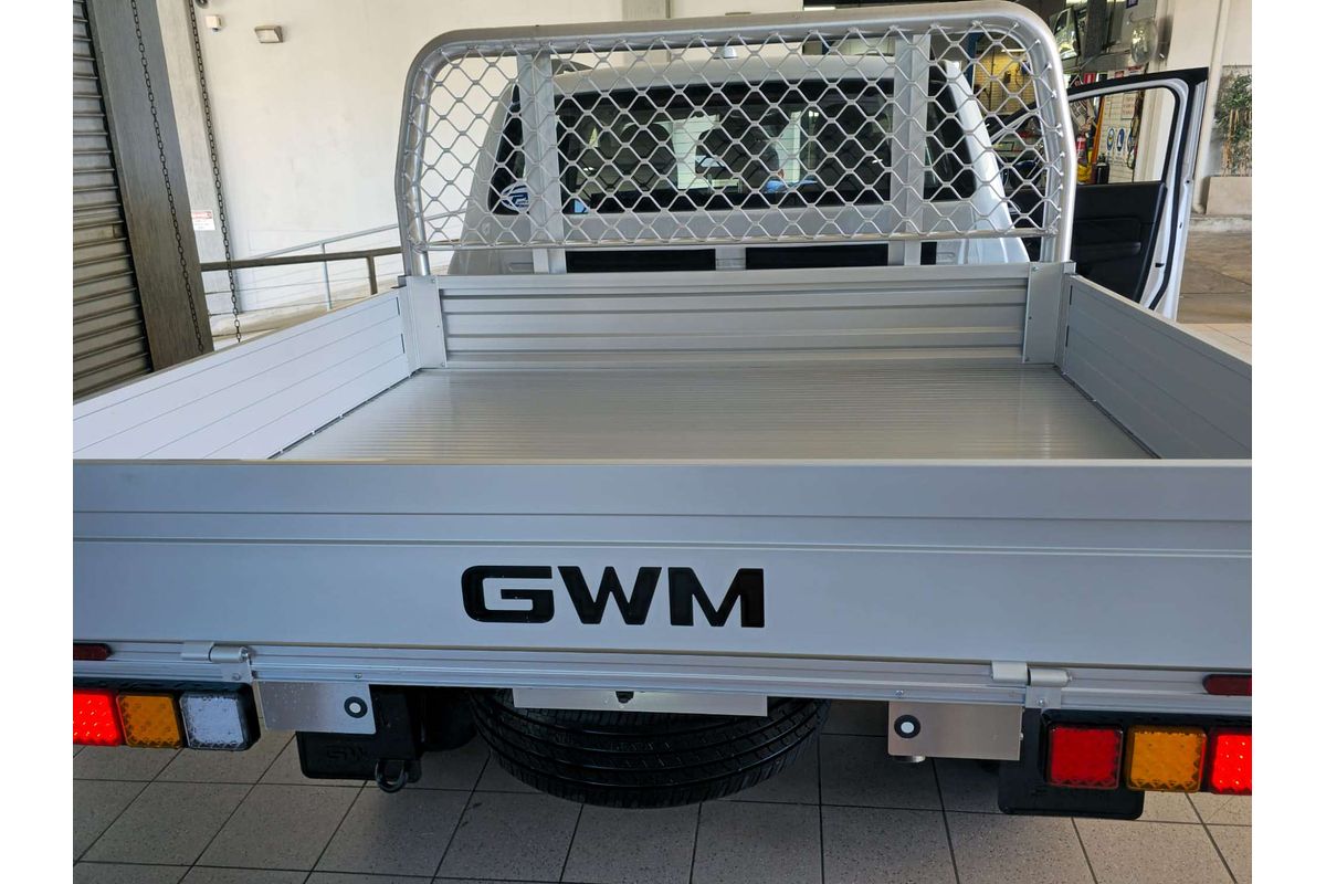 2.4T Cannon Dual Cab Chassic Luxury 4x4