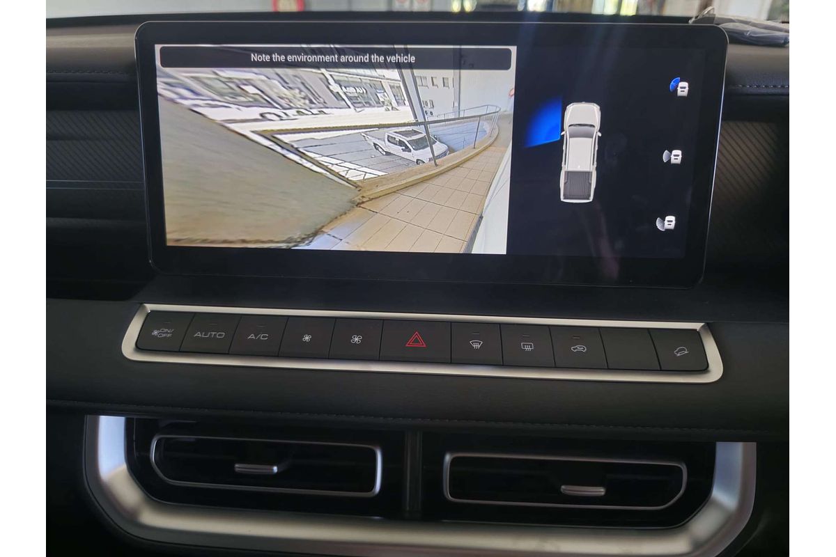 2.4T Cannon Dual Cab Chassic Luxury 4x4