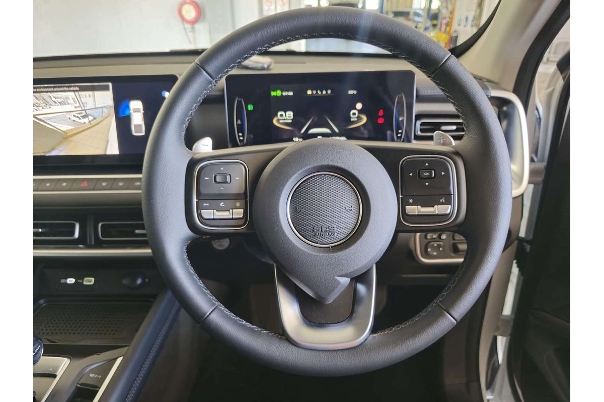 2.4T Cannon Dual Cab Chassic Luxury 4x4