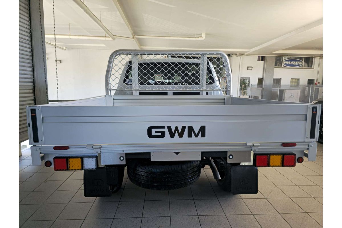 2.4T Cannon Dual Cab Chassic Luxury 4x4