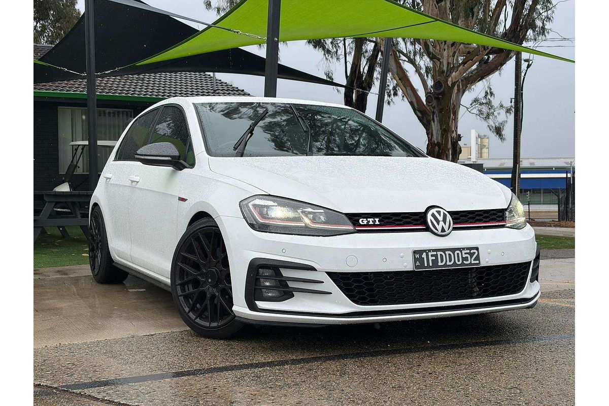 2017 Volkswagen Golf GTI 7