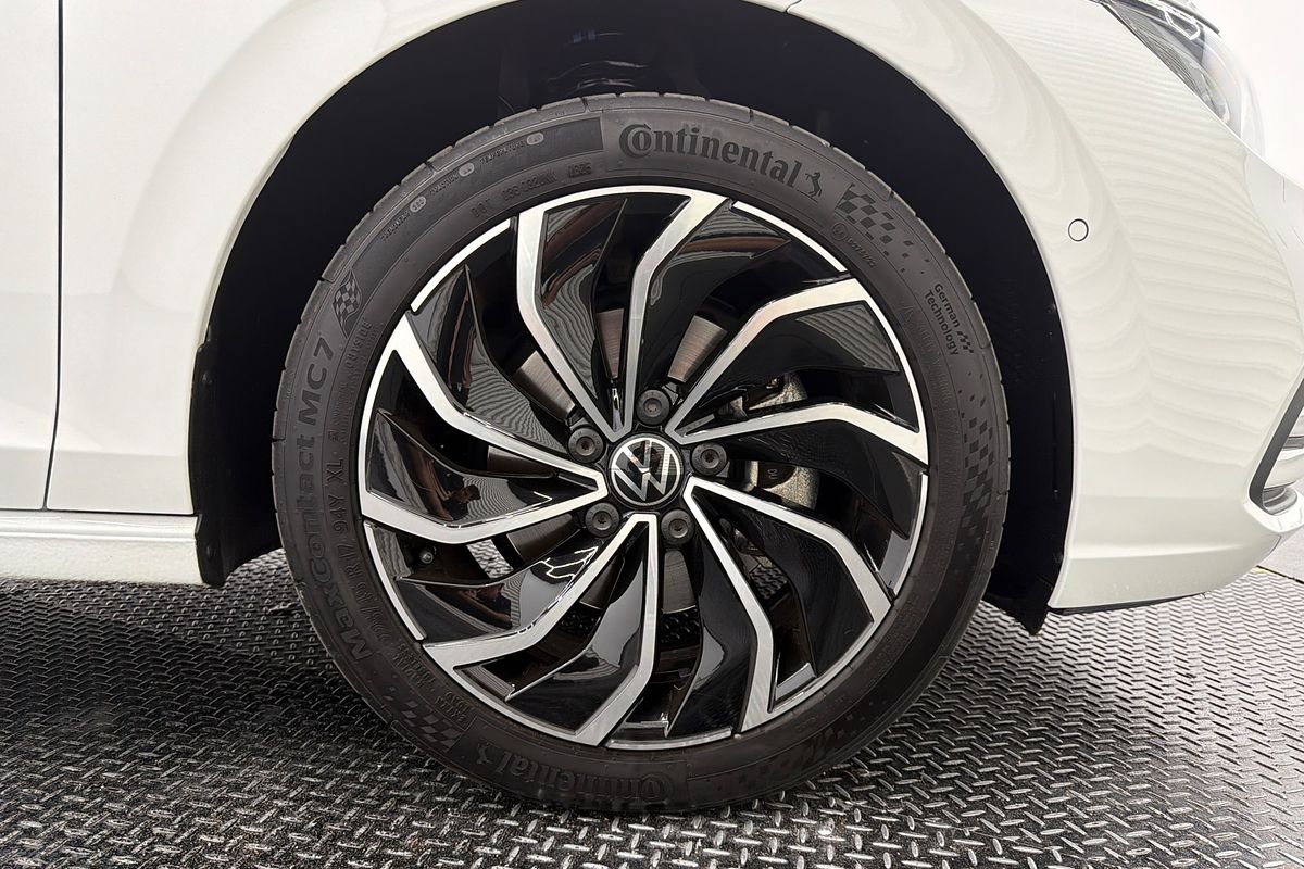 2023 Volkswagen Golf 110TSI Life 8