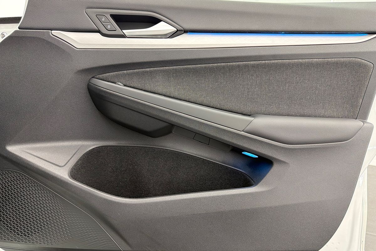 2023 Volkswagen Golf 110TSI Life 8