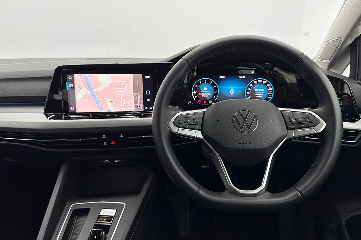 2023 Volkswagen Golf 110TSI Life 8