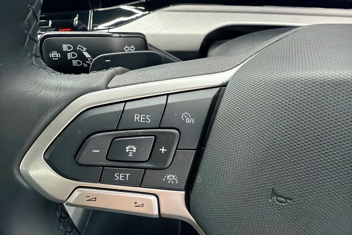 2023 Volkswagen Golf 110TSI Life 8