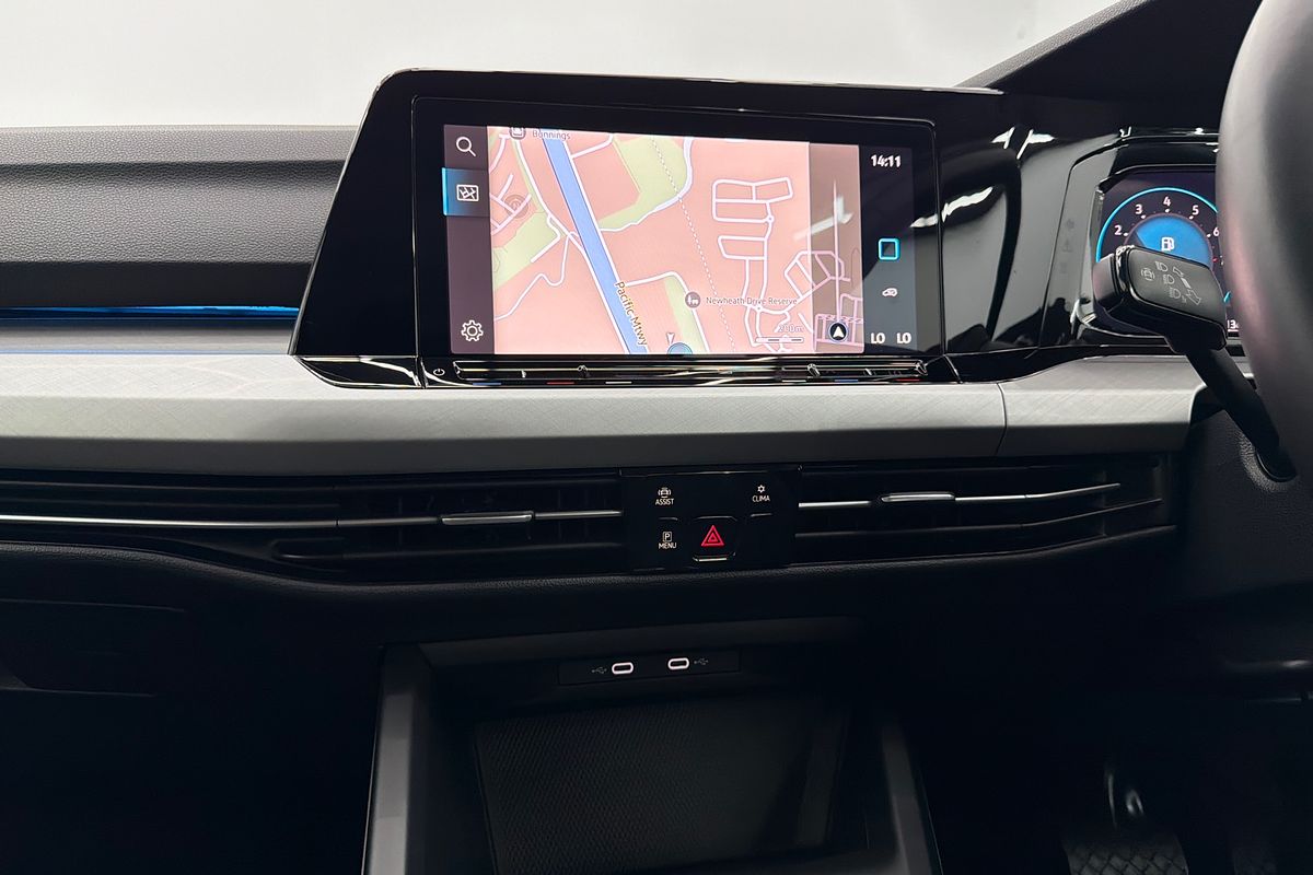 2023 Volkswagen Golf 110TSI Life 8