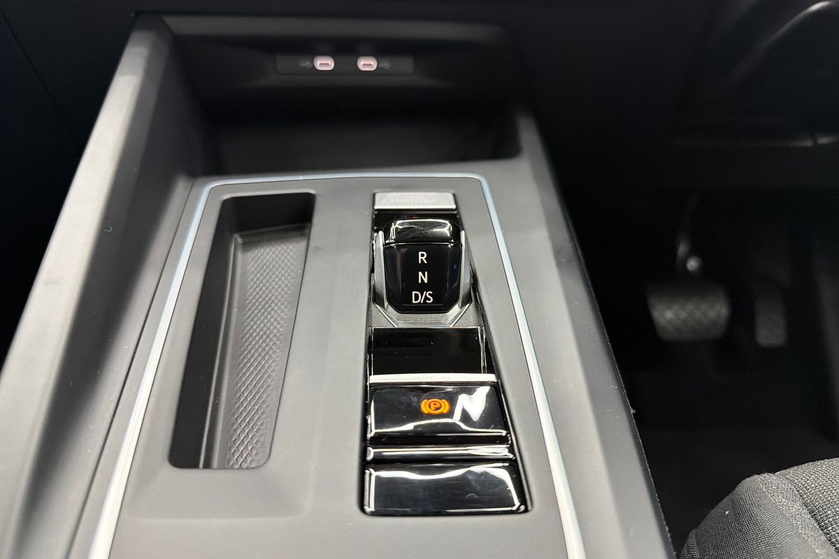 2023 Volkswagen Golf 110TSI Life 8