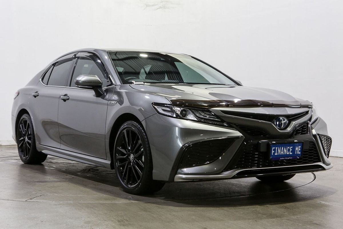 2022 Toyota Camry SX AXVH70R