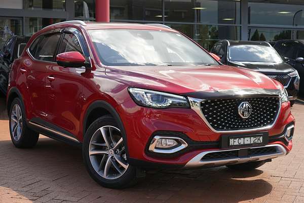 2022 MG HS Essence X SAS23