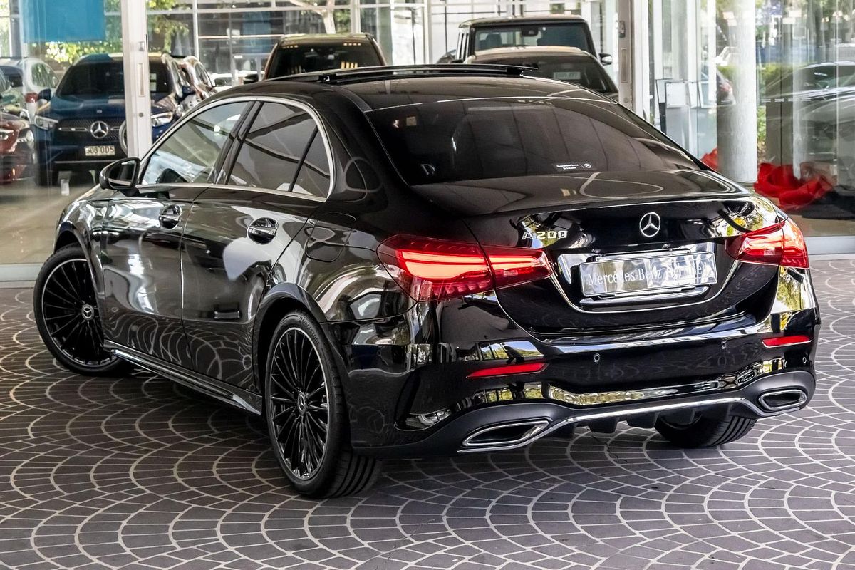 V177 805+055MY A200 Sedan 4dr DCT 7sp 1.3T