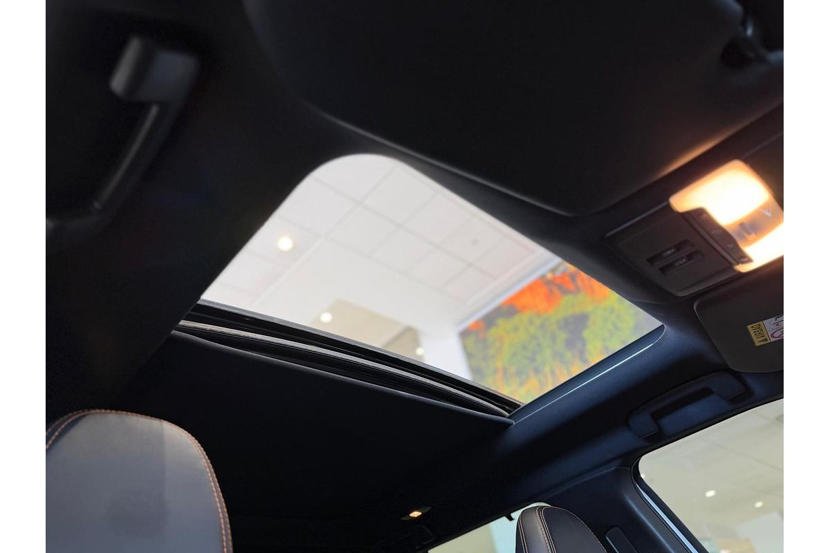 2023 Mitsubishi Outlander PHEV Exceed Tourer ZM