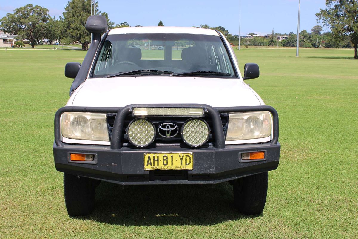 Landcruiser Wagon STD 4.2L Diesel Manual Wagon 5E09160 001